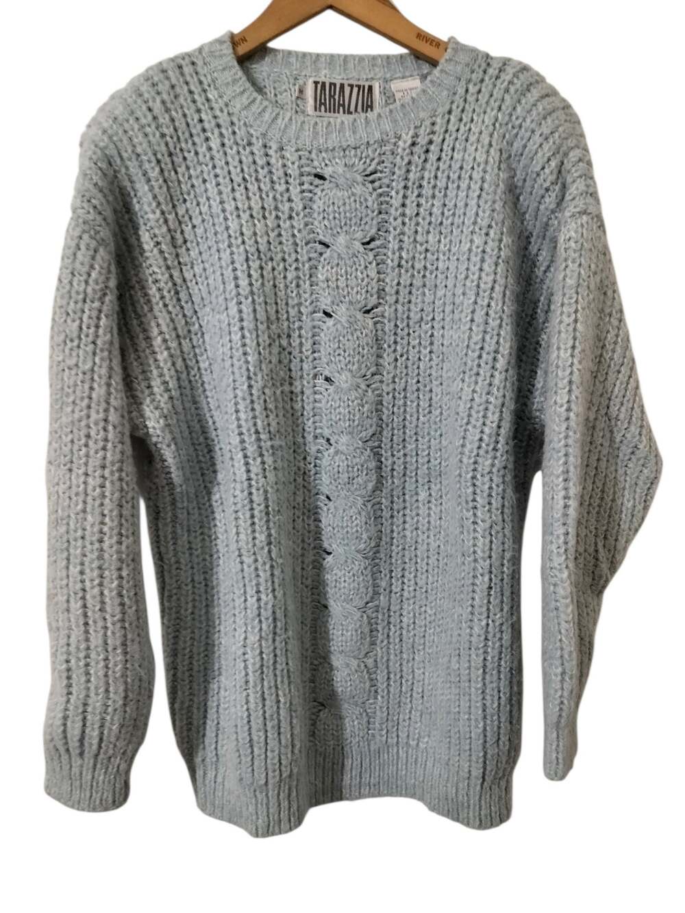 6200)Vtg 80s Tarazzia Light Blue Fuzzy Cable Knit Cabincore Pullover Sweater
